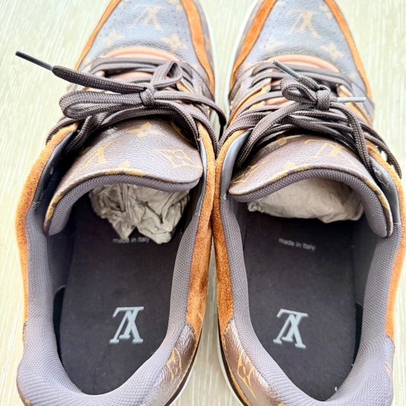 Louis Vuitton Trainer Sneakers - Picture 7 of 9